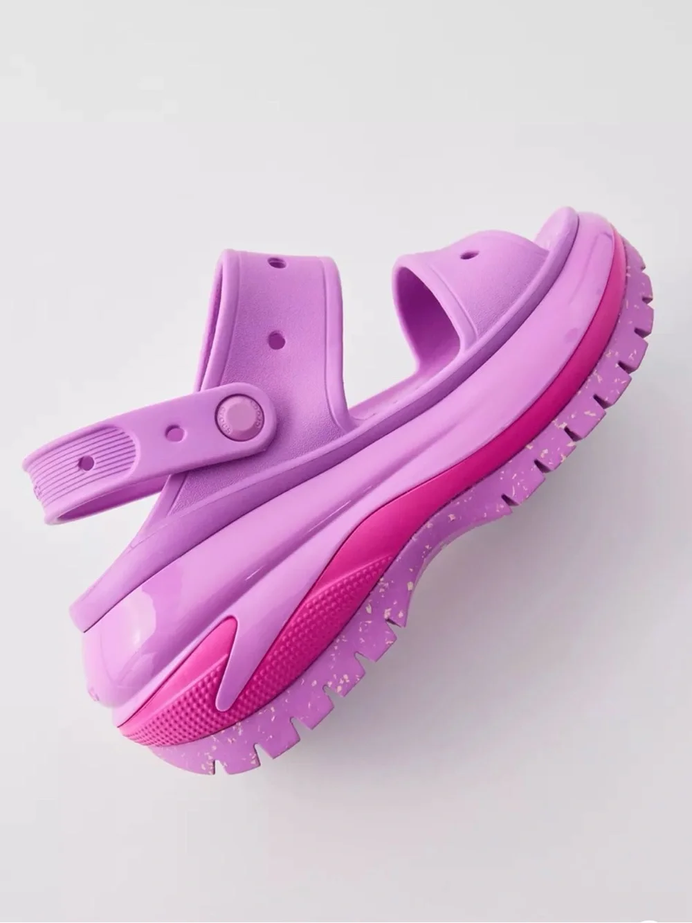 CROCS Platform Sandals in Lilac and Pink, size 7